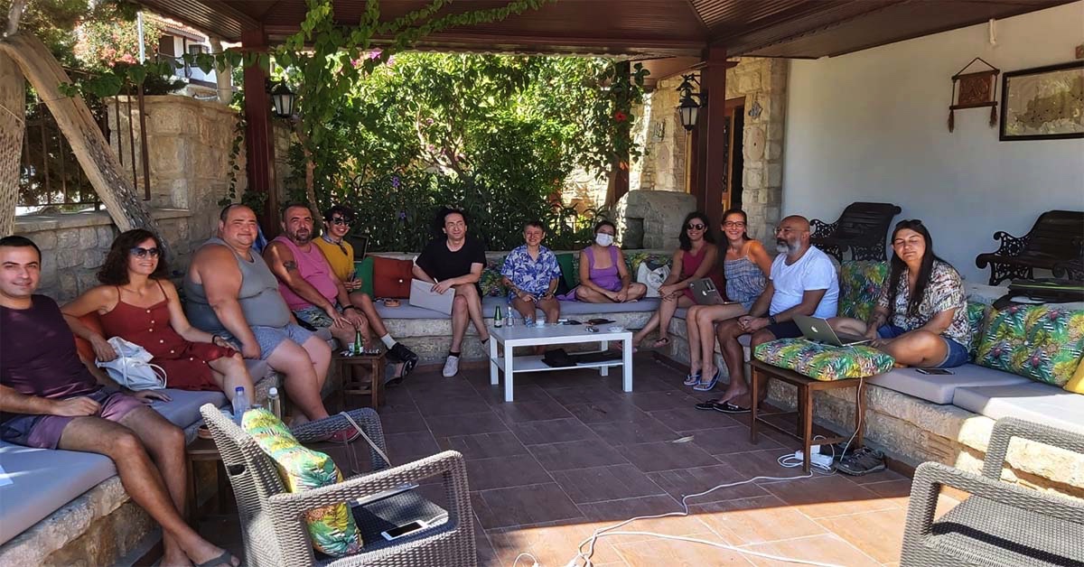 We have decided upon its focus: The rights of the intersex community, non-violence, ageing - May 17 Association